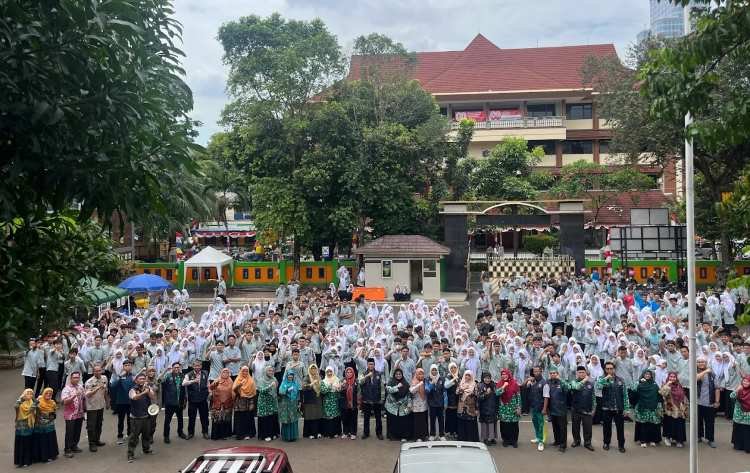 Mengenal MAN 3 Jakarta Pusat: Profil Lengkap, Sejarah & Prestasi Mengenal MAN 3 Jakarta Pusat: Profil Lengkap, Sejarah & Prestasi