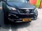 Mobil Dinas Pemprov DKI Terjaring di Puncak, Plat Disamarkan Mobil Dinas Pemprov DKI Terjaring di Puncak, Plat Disamarkan
