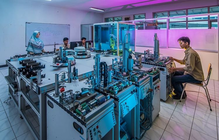 Polman Bandung: Profil, Sejarah, Jurusan, PMB, dan Biaya Kuliah Polman Bandung: Profil, Sejarah, Jurusan, PMB, dan Biaya Kuliah