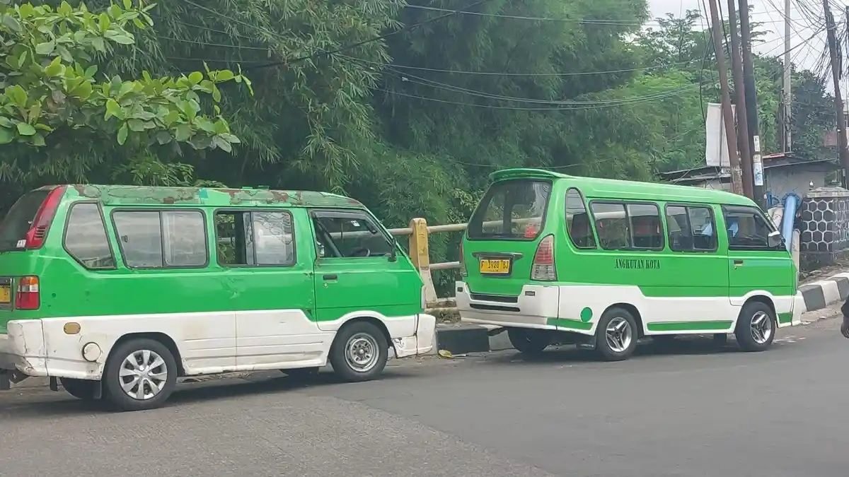 Opsi angkot Bogor tak layak jalan diubah jadi mobil pikap, tunggu keputusan wali kota Opsi angkot Bogor tak layak jalan diubah jadi mobil pikap, tunggu keputusan wali kota