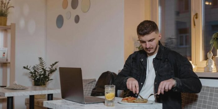 5 tips menjaga berat badan ideal untuk pria pecinta kuliner 5 tips menjaga berat badan ideal untuk pria pecinta kuliner
