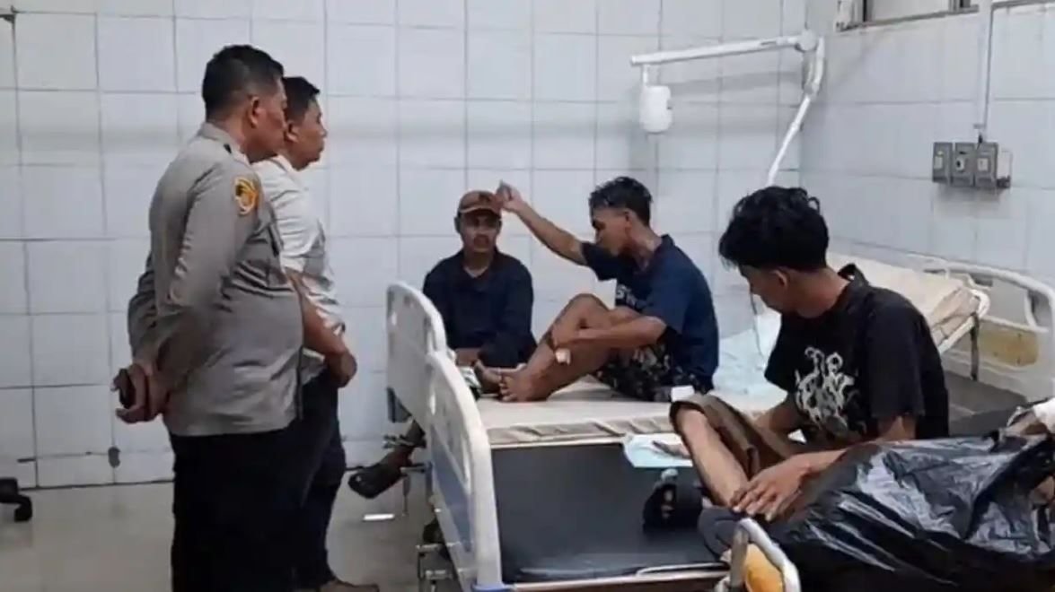 Kronologi Kurir Siram Air Keras ke 9 Buruh Konveksi di Tasikmalaya, Diduga karena Dendam pada Pemilik Pabrik Kronologi Kurir Siram Air Keras ke 9 Buruh Konveksi di Tasikmalaya, Diduga karena Dendam pada Pemilik Pabrik