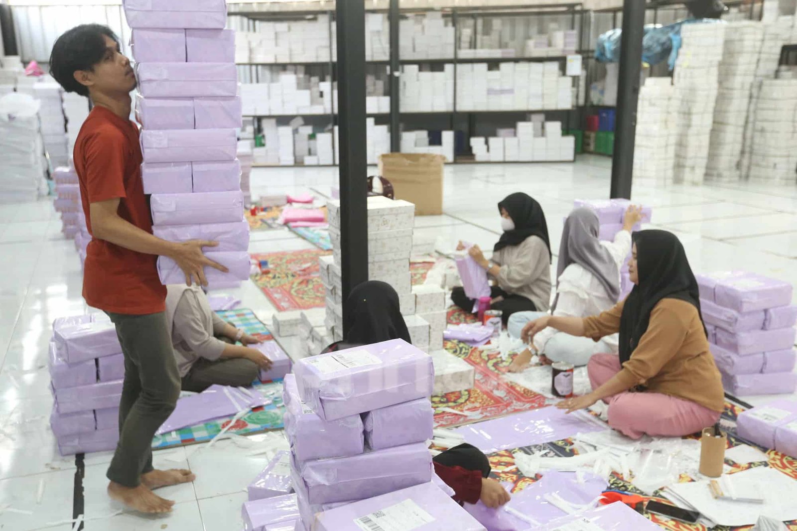 Cybrey: Teknologi UKM yang Mudah Diakses Cybrey: Teknologi UKM yang Mudah Diakses