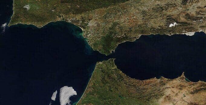 Perbedaan Selat, Teluk, dan Tanjung: Ciri dan Contoh Perbedaan Selat, Teluk, dan Tanjung: Ciri dan Contoh