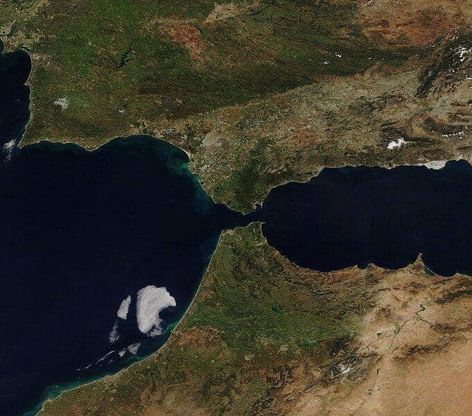 Perbedaan Selat, Teluk, dan Tanjung: Ciri dan Contoh Perbedaan Selat, Teluk, dan Tanjung: Ciri dan Contoh