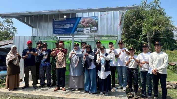 Tim ITB Kembangkan Rumah Oven untuk Pengeringan Produk Laut Tim ITB Kembangkan Rumah Oven untuk Pengeringan Produk Laut