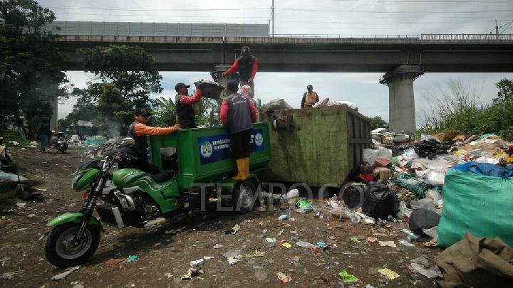 Pemkot Bandung Ubah Strategi Pengelolaan Sampah Pemkot Bandung Ubah Strategi Pengelolaan Sampah