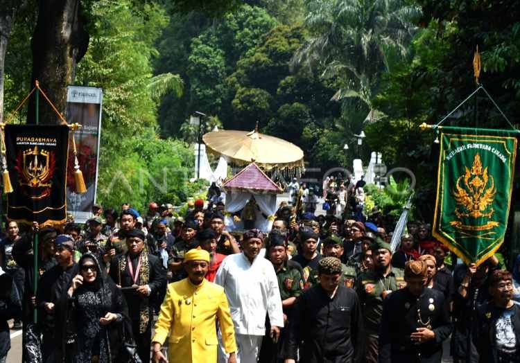 Jalur Ditutup di Kota Bogor Malam Ini untuk Kirab Mahkota Binokasih Jalur Ditutup di Kota Bogor Malam Ini untuk Kirab Mahkota Binokasih