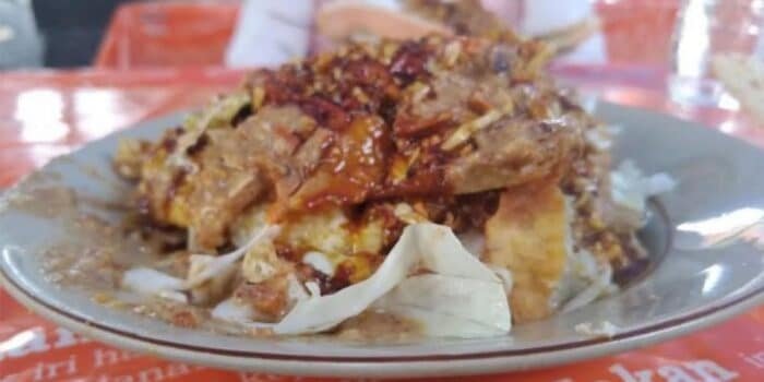 Kuliner Khas Semarang: 3 Tahu Gimbal yang Menggugah Selera Kuliner Khas Semarang: 3 Tahu Gimbal yang Menggugah Selera