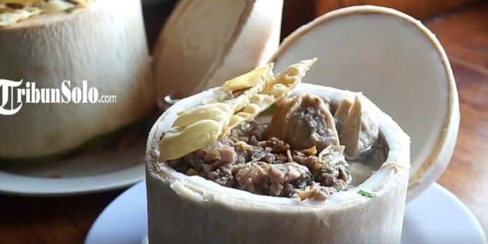 Liburan di Boyolali: Kuliner Enak Bakso dan Es Krim Kelapa Muda di Simo