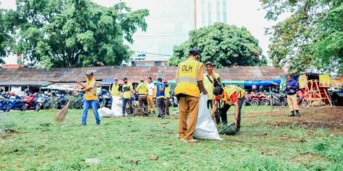 Rencana Penataan Taman Alun-Alun Empang Bogor: Menuju Ruang Publik Representatif Rencana Penataan Taman Alun-Alun Empang Bogor: Menuju Ruang Publik Representatif
