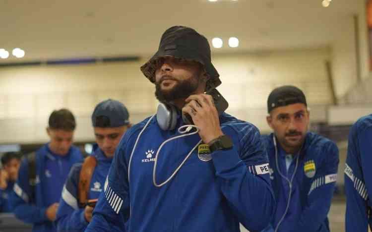 Terima Kasih, Layvin Kurzawa Tinggalkan Persib Bandung, Ini Alasannya Terima Kasih, Layvin Kurzawa Tinggalkan Persib Bandung, Ini Alasannya