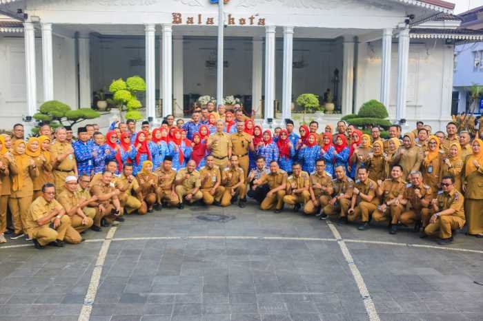 Dedie Rachim Pimpin Apel Harganas ke-33: Perkuat Ketahanan Keluarga Dedie Rachim Pimpin Apel Harganas ke-33: Perkuat Ketahanan Keluarga