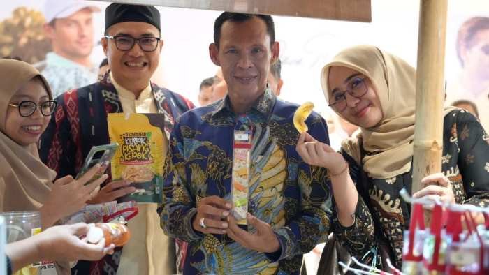 Gebyar UMKM HJB ke-544: Pemkab Bogor Dorong Ekonomi Lokal dan Daya Saing Produk Gebyar UMKM HJB ke-544: Pemkab Bogor Dorong Ekonomi Lokal dan Daya Saing Produk