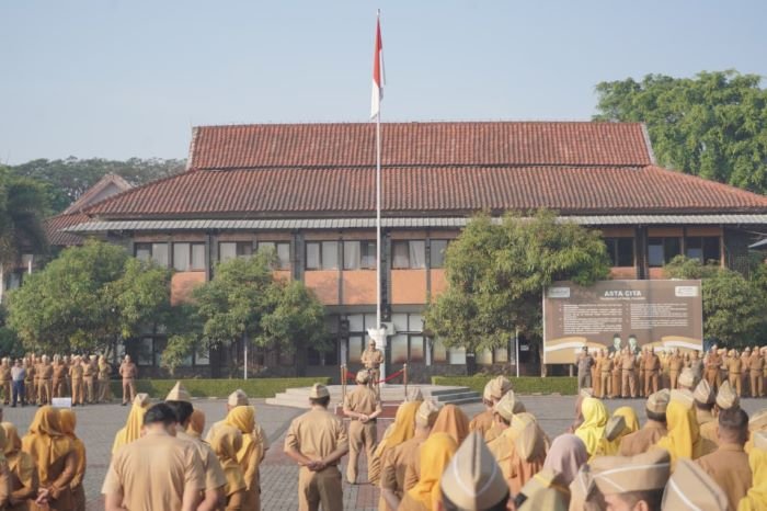 Bupati Garut Dorong Peran Orang Tua Dampingi Anak & Kembangkan Potensi Siswa Bupati Garut Dorong Peran Orang Tua Dampingi Anak & Kembangkan Potensi Siswa
