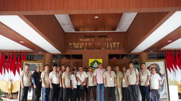 Bupati Bogor Perkuat Sinergi dengan KONI Demi Prestasi Olahraga Unggul Bupati Bogor Perkuat Sinergi dengan KONI Demi Prestasi Olahraga Unggul