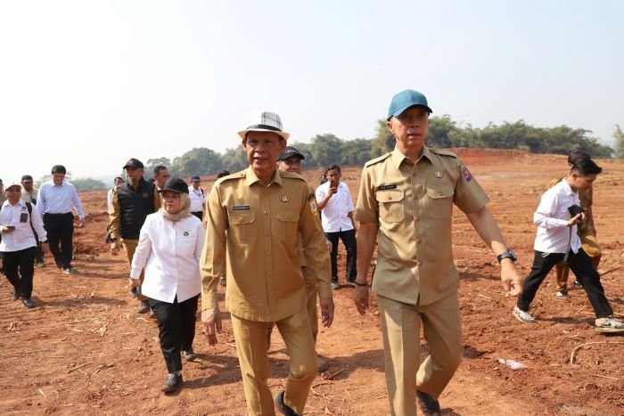 Pemkab dan Pemkot Bogor Matangkan PSEL dan BBMT di Galuga Pemkab dan Pemkot Bogor Matangkan PSEL dan BBMT di Galuga