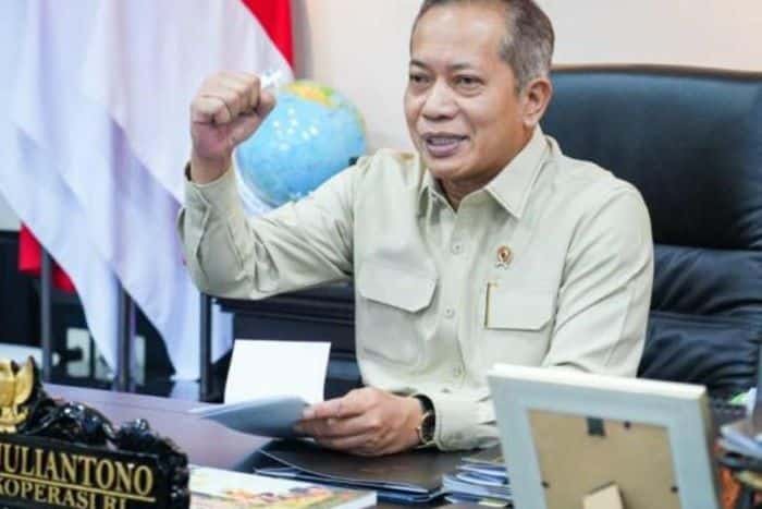 Menkop Ferry Tanggapi Isu Anggaran Rp1,8 T Kipas Angin Kopdes Menkop Ferry Tanggapi Isu Anggaran Rp1,8 T Kipas Angin Kopdes