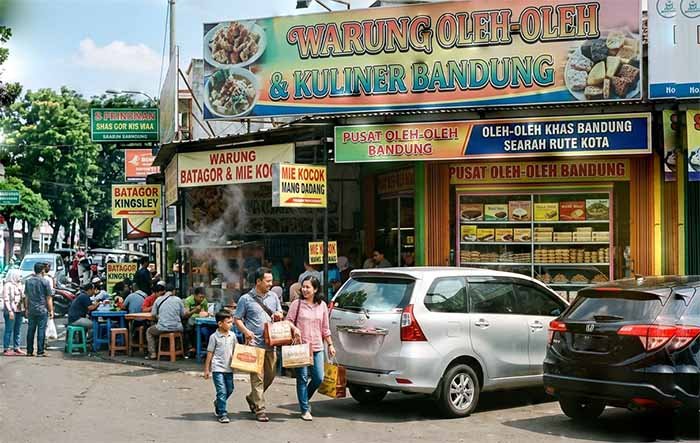 Rute Itinerary Kulineran Sehari Searah di Bandung Tengah Rute Itinerary Kulineran Sehari Searah di Bandung Tengah