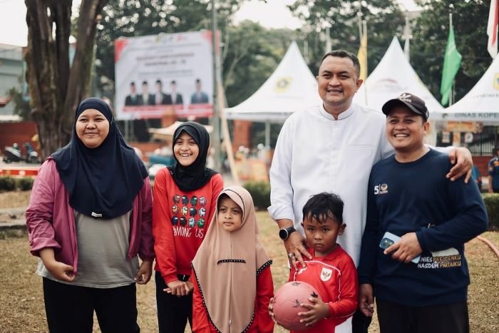 Bupati Bogor Rudy Susmanto Ajak Warga Dukung UMKM Kuliner Lokal Bupati Bogor Rudy Susmanto Ajak Warga Dukung UMKM Kuliner Lokal