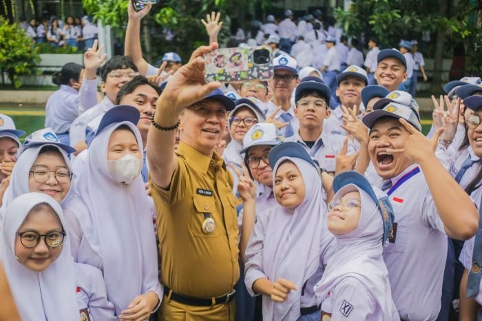 Tiap Siswa Baru Kota Bogor Wajib Tanam Pohon Mulai Tahun Ajaran 2026 Tiap Siswa Baru Kota Bogor Wajib Tanam Pohon Mulai Tahun Ajaran 2026