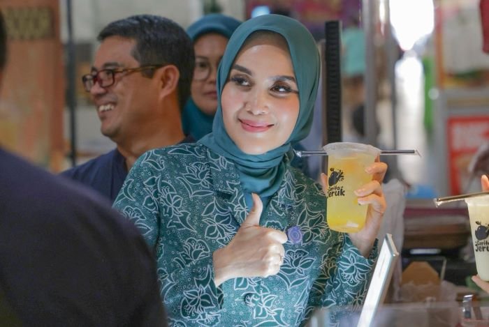 Yantie Rachim Ajak Warga Bogor Belanja ke Pasar Jambu Dua: Harga Terjangkau dan Produk Segar Yantie Rachim Ajak Warga Bogor Belanja ke Pasar Jambu Dua: Harga Terjangkau dan Produk Segar