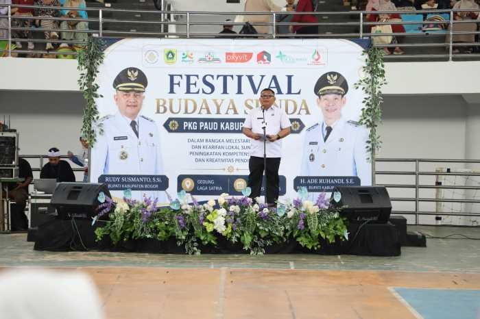 Festival Budaya Sunda Bogor: Perkuat Peran Guru PAUD dan Wajib Belajar 13 Tahun Festival Budaya Sunda Bogor: Perkuat Peran Guru PAUD dan Wajib Belajar 13 Tahun