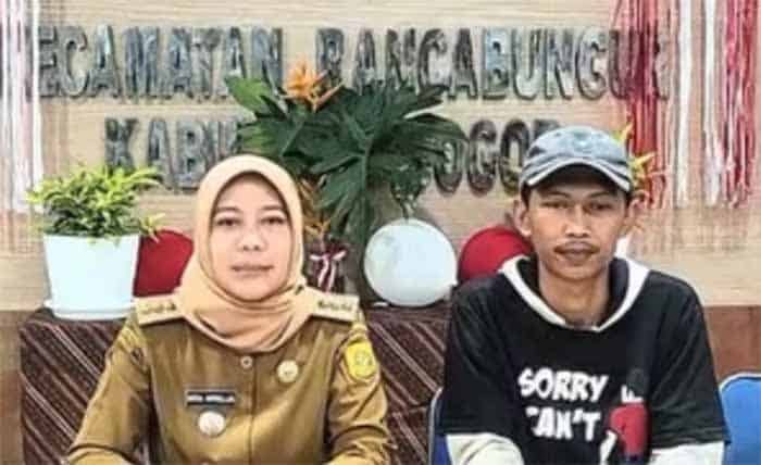 Camat Rancabungur dan Tukang Cukur Beri Klarifikasi Viral Intimidasi Camat Rancabungur dan Tukang Cukur Beri Klarifikasi Viral Intimidasi