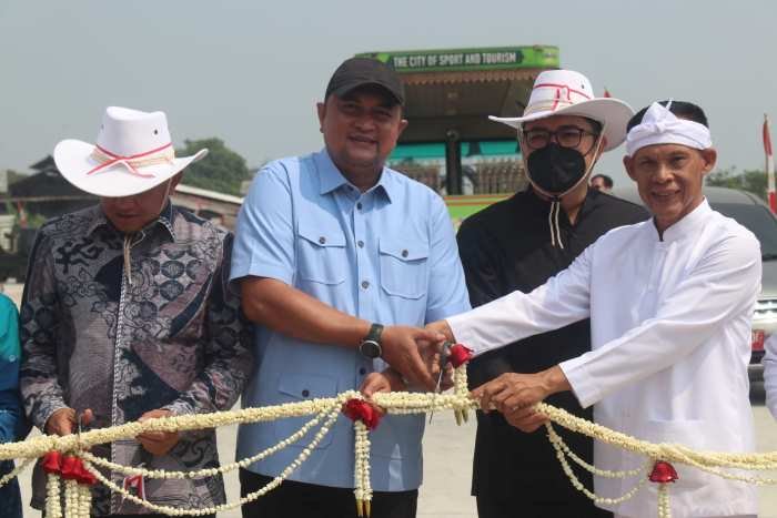 Pasar Hewan Jonggol Resmi Beroperasi, Lengkap dengan Hotel Hewan Pasar Hewan Jonggol Resmi Beroperasi, Lengkap dengan Hotel Hewan