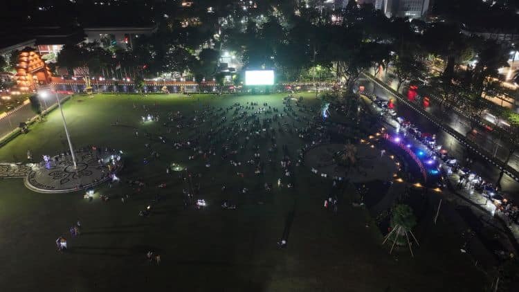 Pemkab Bogor Fasilitasi Nobar Timnas, Warga dan UMKM Apresiasi Pemkab Bogor Fasilitasi Nobar Timnas, Warga dan UMKM Apresiasi