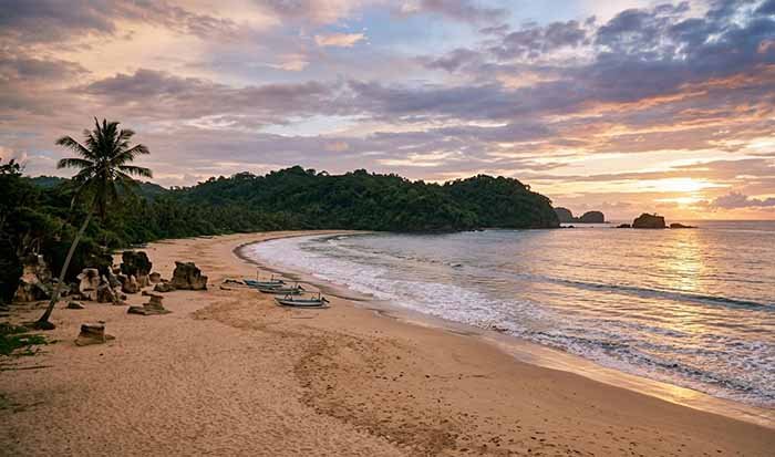 Menjelajahi Destinasi Wisata Paling Terkenal dan Viral di Jawa Barat Menjelajahi Destinasi Wisata Paling Terkenal dan Viral di Jawa Barat