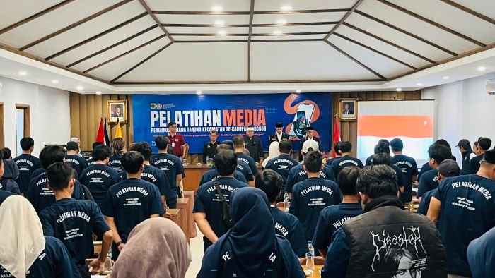 Pemkab Bogor Dorong Karang Taruna Jadi Pelopor Literasi Digital Pemkab Bogor Dorong Karang Taruna Jadi Pelopor Literasi Digital