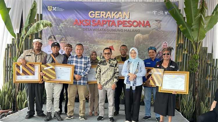 Pemkab Bogor Perkuat Pariwisata Berkelanjutan Desa Wisata Gunung Malang Pemkab Bogor Perkuat Pariwisata Berkelanjutan Desa Wisata Gunung Malang