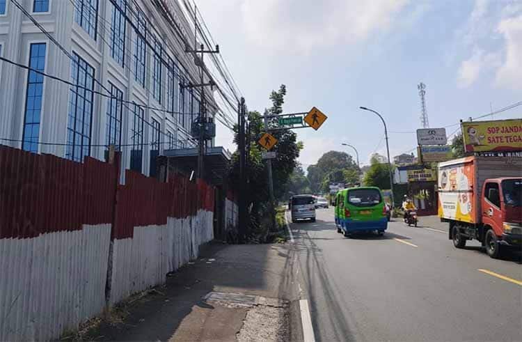 Gedung Baru di Jalur Puncak Bogor: Sorotan Potensi Macet dan Kecelakaan Gedung Baru di Jalur Puncak Bogor: Sorotan Potensi Macet dan Kecelakaan